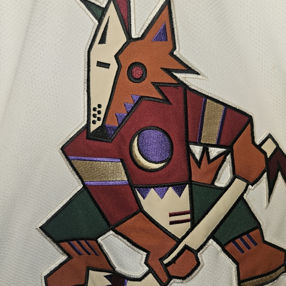 Phoenix Coyotes Starter Hockey Jersey - Picture 3 of 6